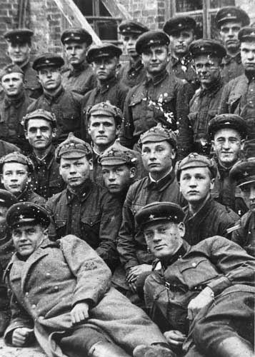 1939. Soviet soldiers of the 44th division