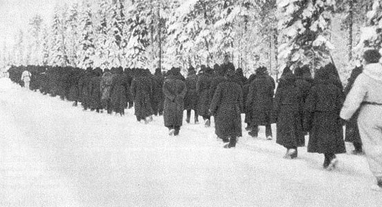 Tammikuu 1940. Vangittuja Puna-armeijan sotilaita