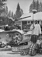 Tammikuu 1940. Vallattu Puna-armeijan panssaroituja ajoneuvoja